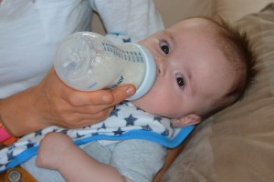 Karmisz butelką? Wzmocnij odporność swojego dziecka!